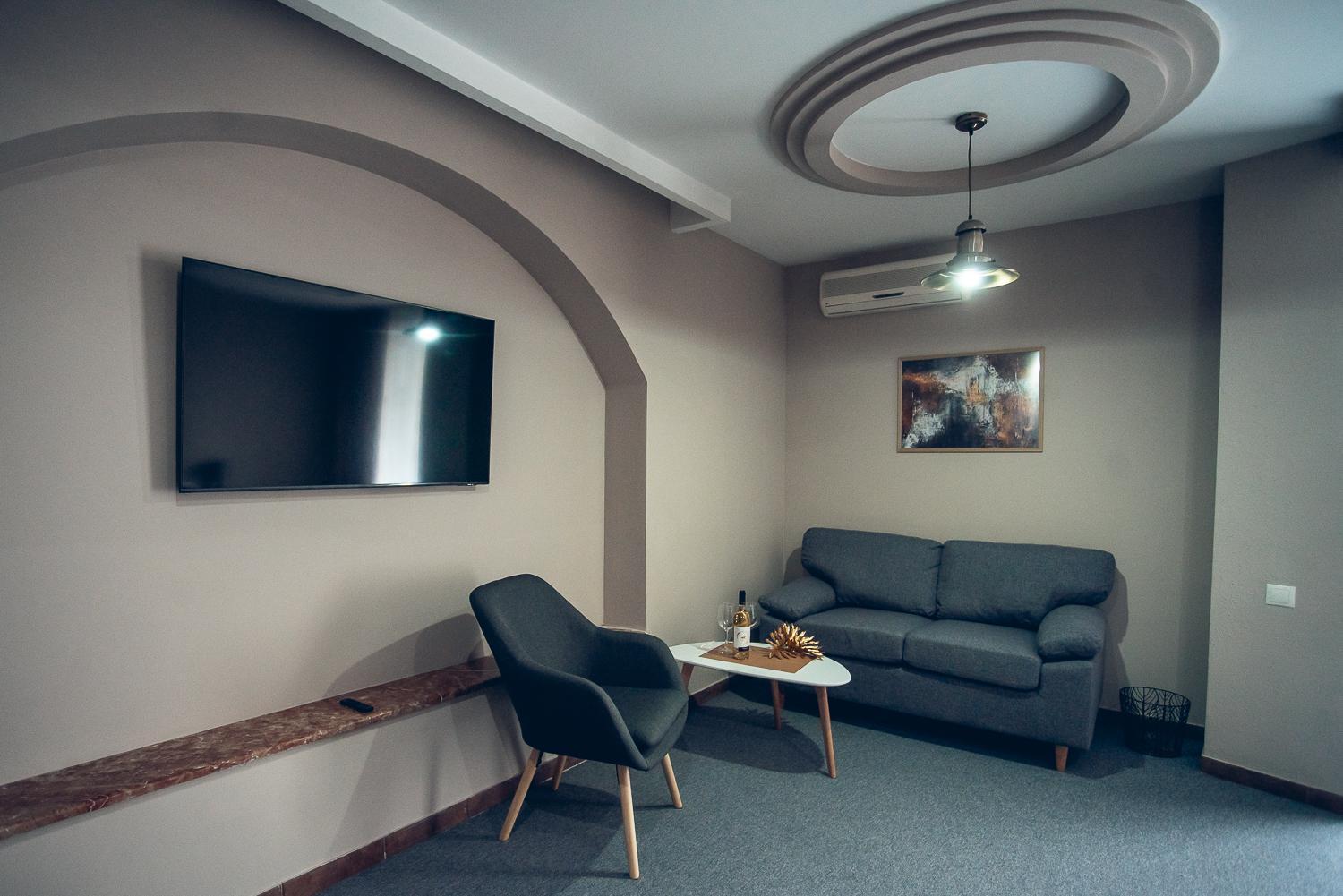 Apart4You Hotel Кишинів Екстер'єр фото