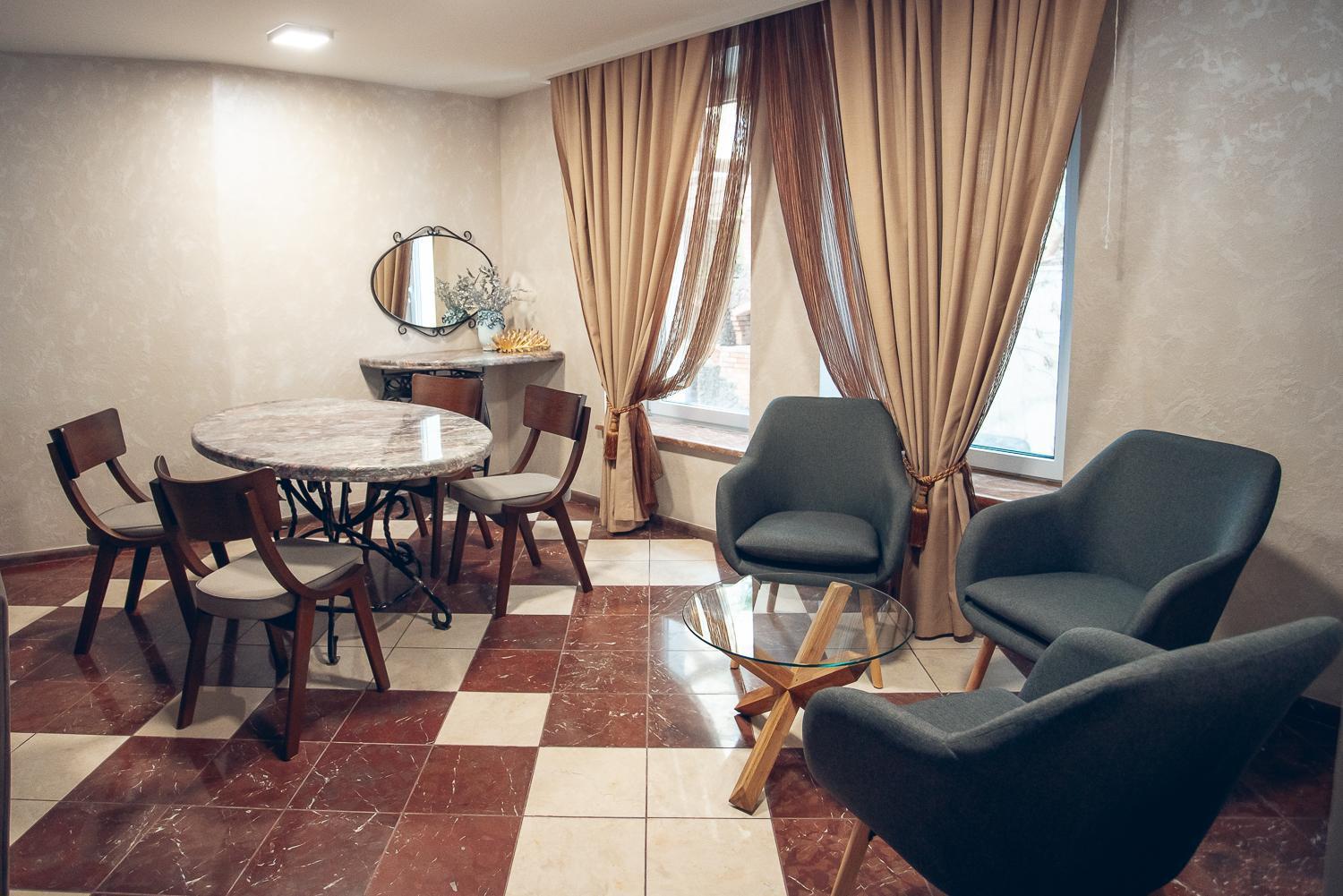 Apart4You Hotel Кишинів Екстер'єр фото