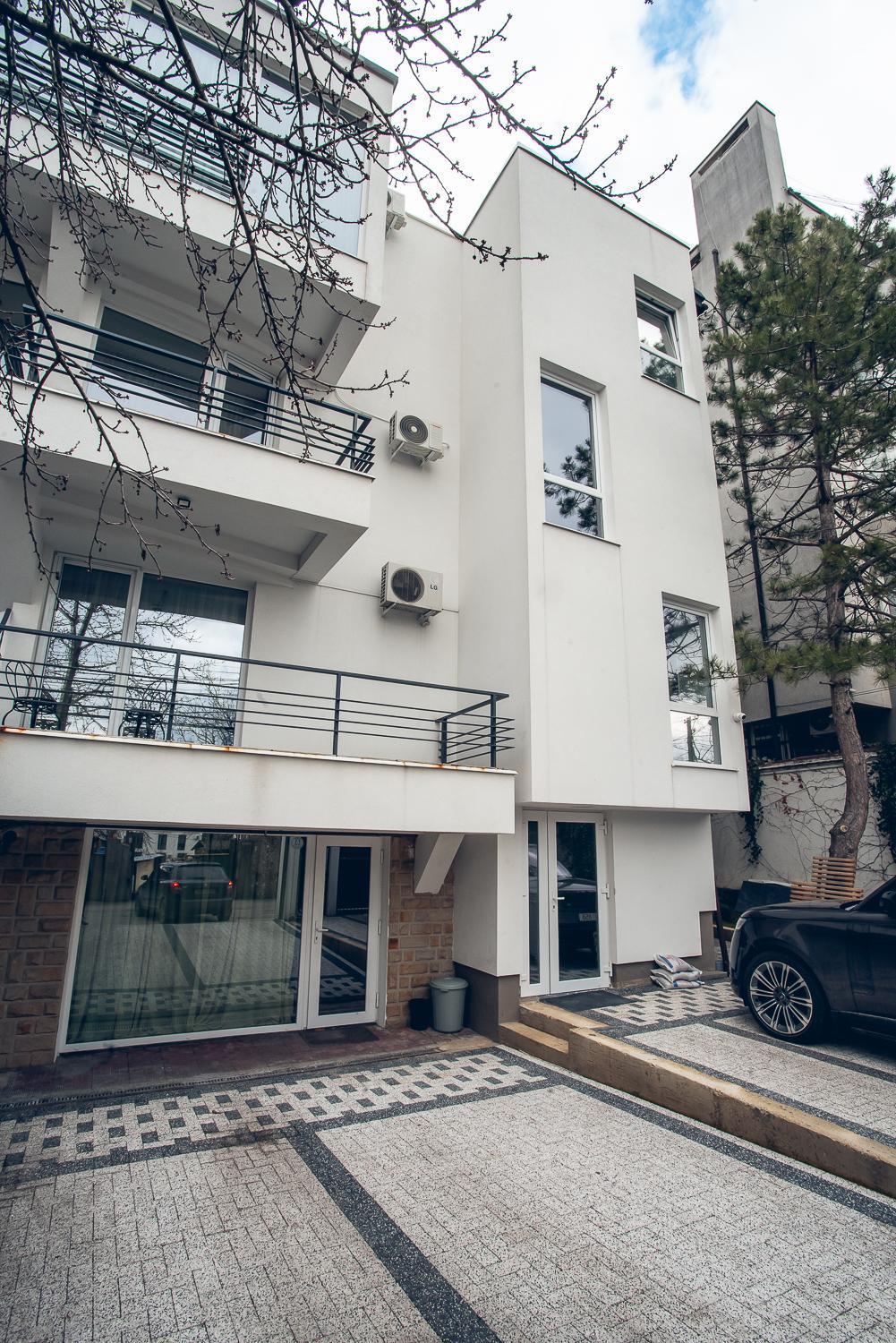 Apart4You Hotel Кишинів Екстер'єр фото