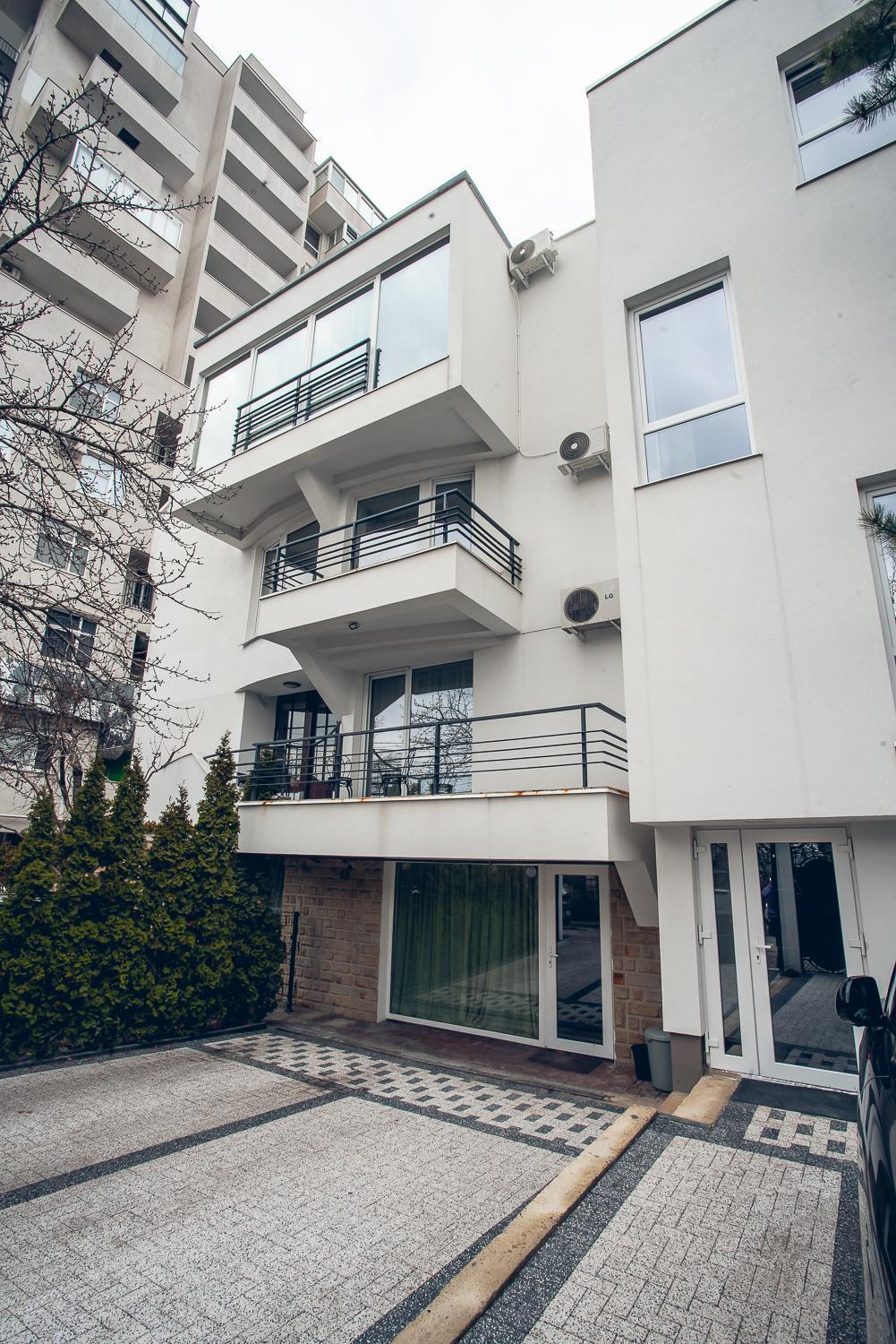 Apart4You Hotel Кишинів Екстер'єр фото